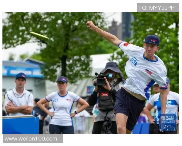 成都飞盘队在世界滑板锦标赛中以59分稳居积分榜首位